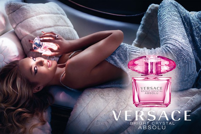 Nước Hoa Nữ Versace BRIGHT CRYSTAL ABSOLU 90ml mang đến sức hút đầy ngọt ngào, quyến rũ